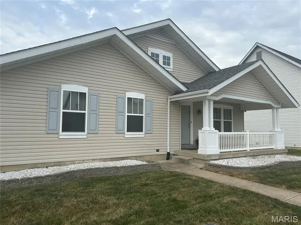 15467 Jost Main St, Florissant, MO 63034