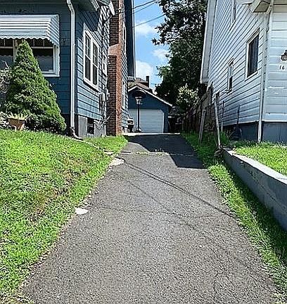 2nd image of 14 Winfield St