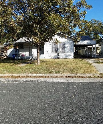 2nd image of 110 Candler St