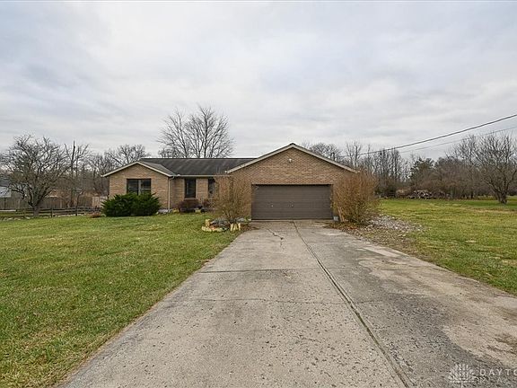 4th image of 443 Tarkington Ln
