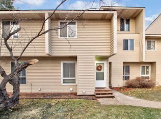 5664 Brookdale Dr N, Brooklyn Park, MN 55443
