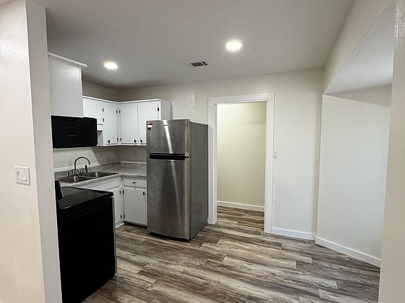 2nd image of 1885 1st Ave