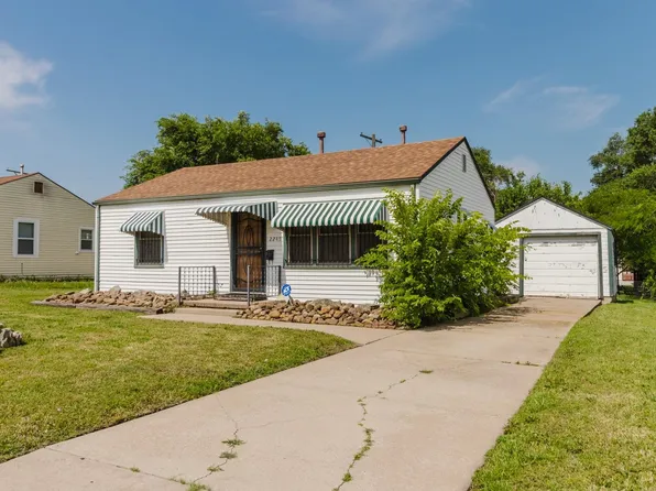 2247 N Volutsia Ave, Wichita, KS 67219