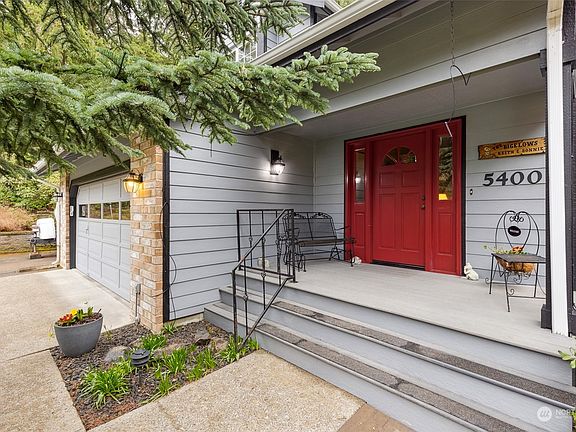 3rd image of 5400 Saint Charles Loop NE