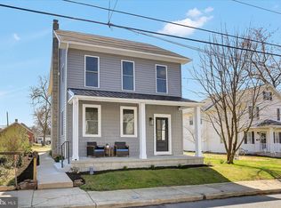307 W 2nd St, Hummelstown, PA 17036