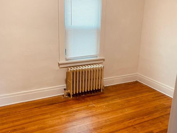 3rd image of 77 Greeley St APT 3