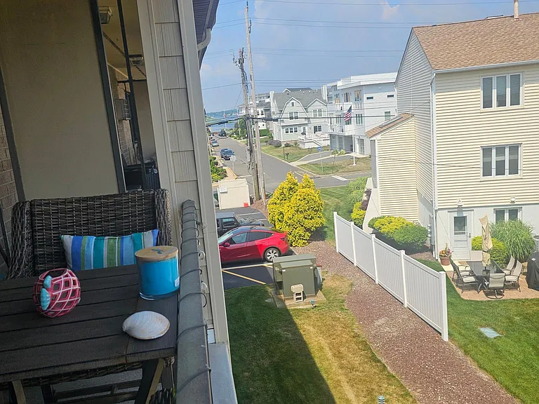 1492 Ocean Ave #C8 — Photo 6