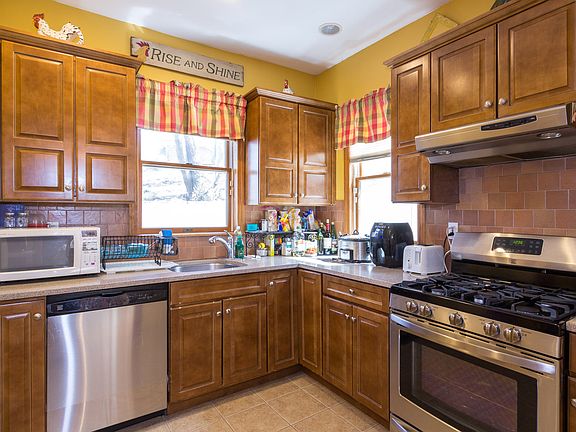 2nd image of 4552 Browvale Ln
