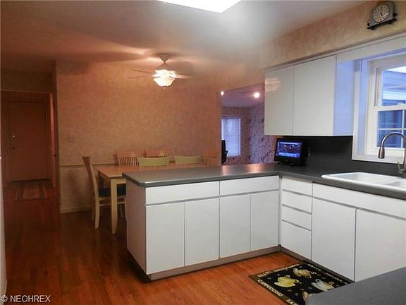 5th image of 2704 Everest Cir