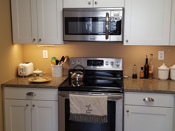 5th image of 919 59th St S