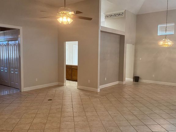 2nd image of 1904 Avenue L