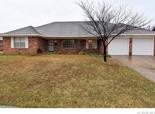 7003 E 48th Pl, Tulsa, OK 74145