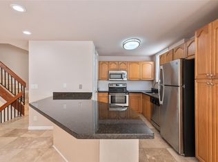 1401 NE 9th St APT 8, Fort Lauderdale, FL 33304