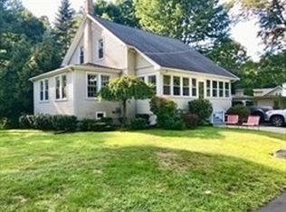 40 Circle Rd, Longmeadow, MA 01106