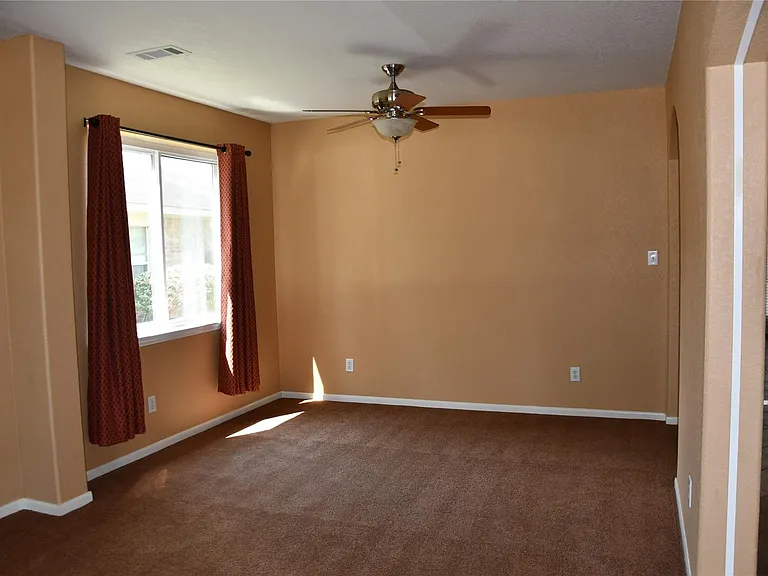 18118 Cypress Valley Ln — Photo 8