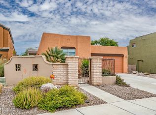 9976 N Crook Ln, Tucson, AZ 85742