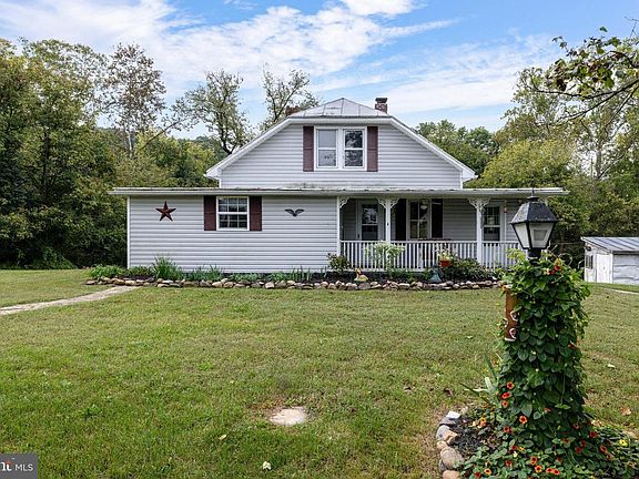 2nd image of 1955 Old Stanley Rd