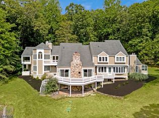 101 Rippling Brook Way, Bernardsville Boro, NJ 07924
