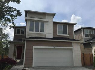 19519 81st Pl NE, Kenmore, WA 98028