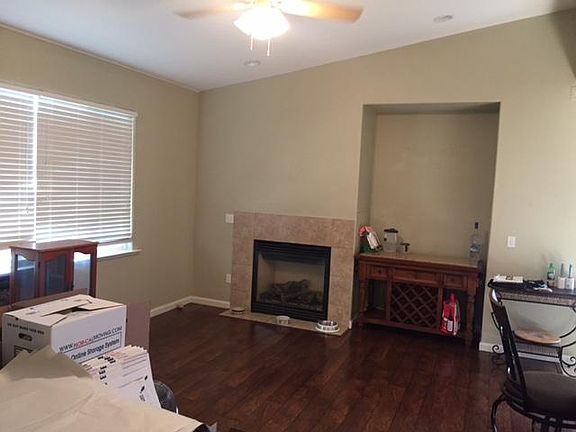4th image of 356 San Bernardino St