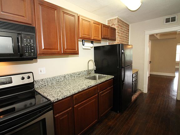 4th image of 1317 W 39th St APT 1E