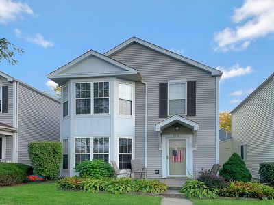 956 Four Seasons Blvd, Aurora, IL, 60504