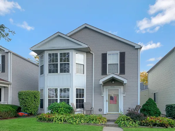 956 Four Seasons Blvd, Aurora, IL 60504