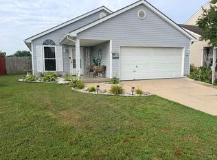 819 Barrington Ct, Trenton, OH 45067