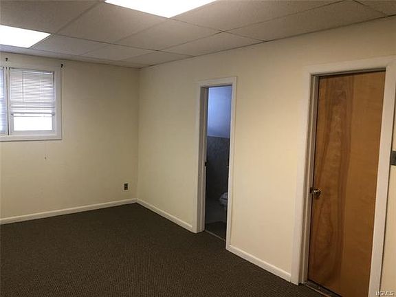 4th image of 601 Warburton Ave