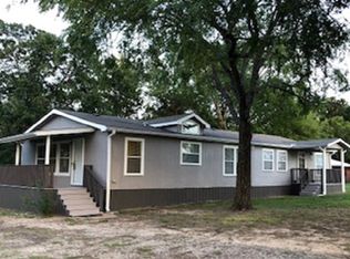 340 Longleaf St, Gun Barrel City, TX 75156