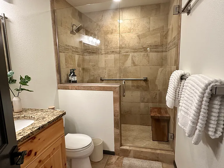 430 Henley Rd — Photo 16