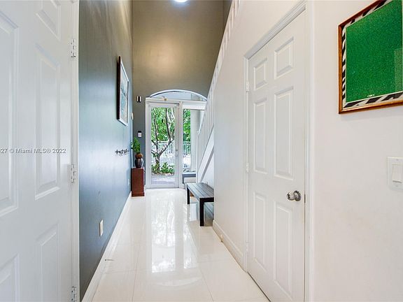 5th image of 3137 Hibiscus St #3137