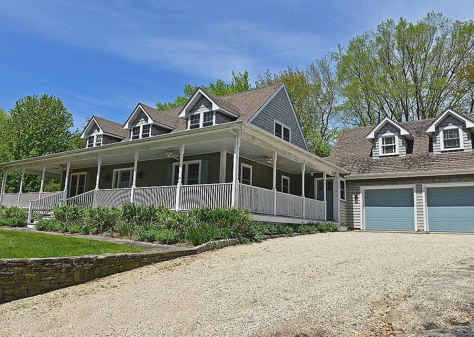 1st image of 2 Freds Ln