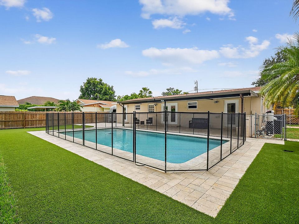 1st image of 2305 Bermuda Drive