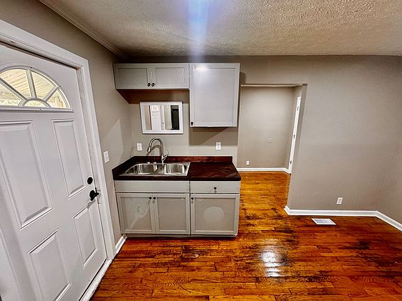 2nd image of 1206 S Preston St APT 3