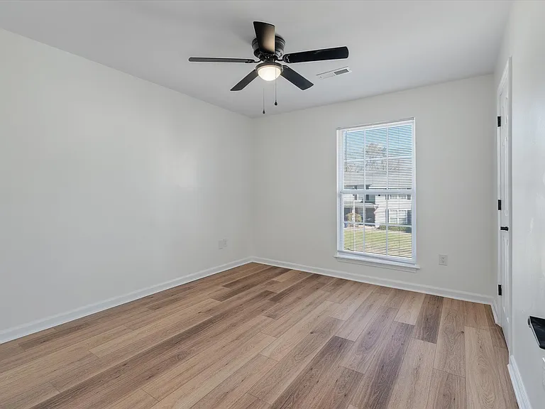 2494 Etiwan Ave #K11 — Photo 20