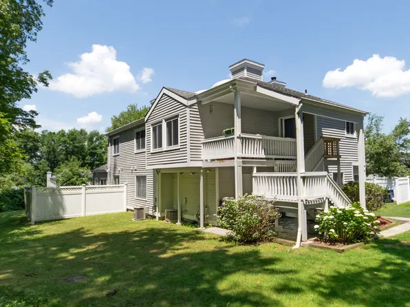 168 Pheasant Lane #168, Branford, CT 06405