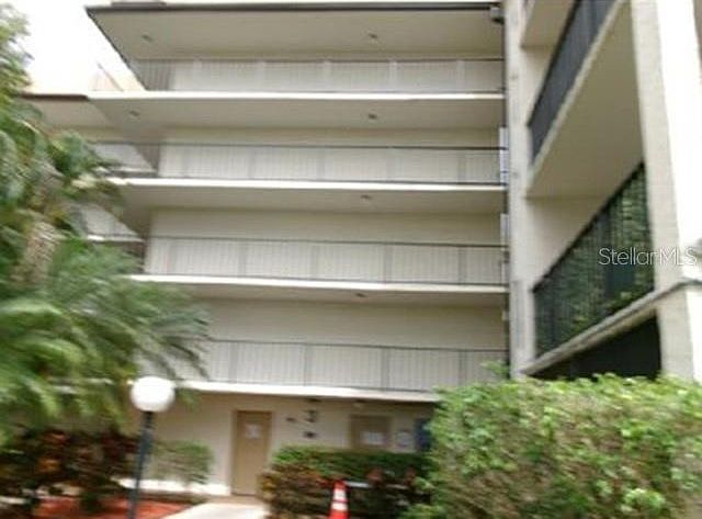 1st image of 6190 WOODLANDS BOULEVARD #309