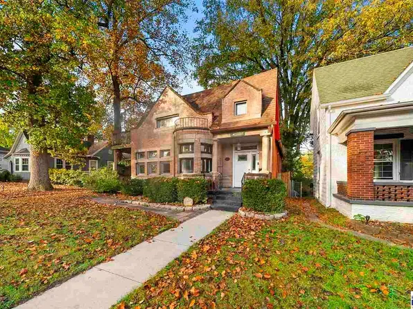 2342 N 7th St, Terre Haute, IN 47804