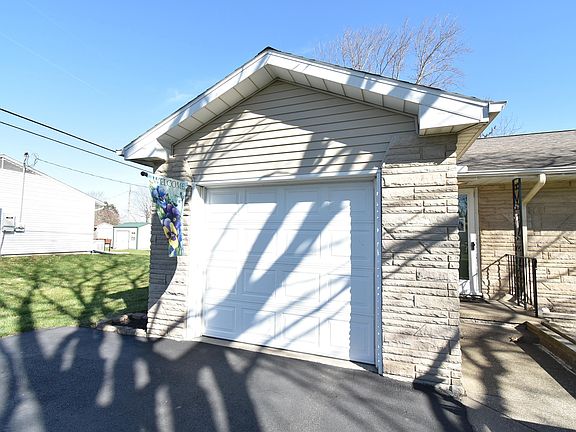 3rd image of 10 W Wilber St