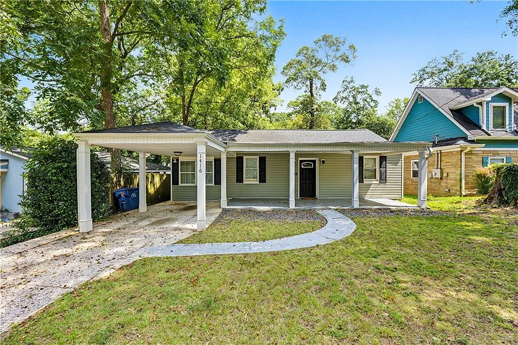 3 bed, 2.0 bath, 1402 sqft, $2,100 — Photo 1