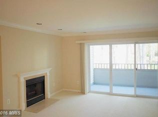7713 Lafayette Forest Dr APT 12, Annandale, VA 22003