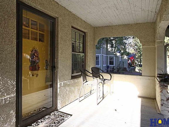 4th image of 4061 Sheridan Blvd