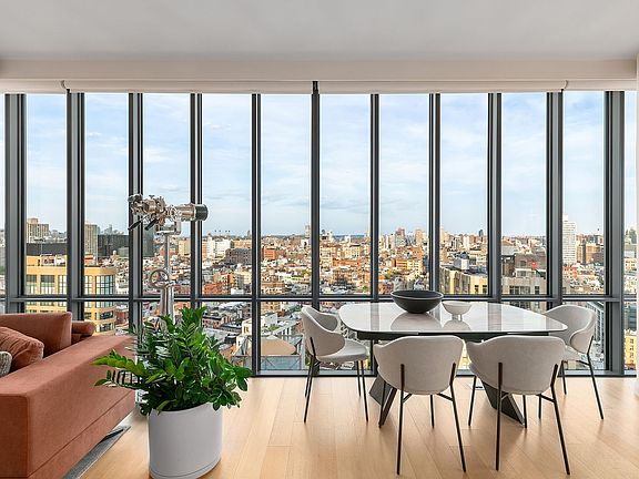 5th image of 565 Broome St #S26b