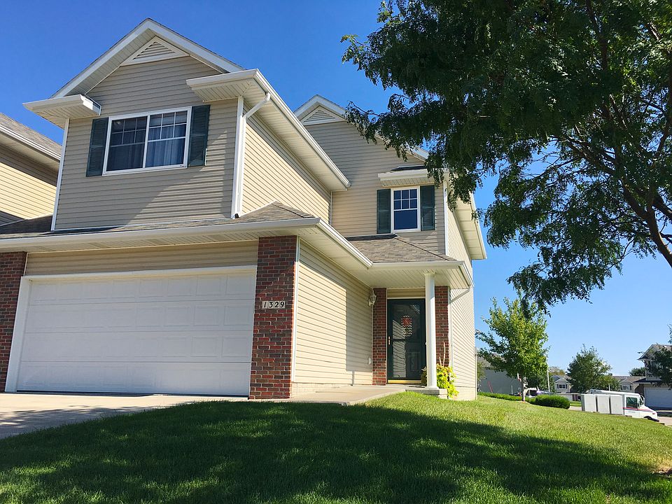 1st image of 1329 W Carnoustie Ct