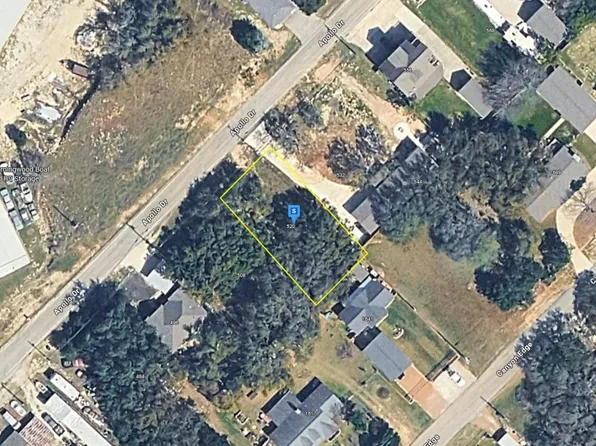 520 Apollo Dr, Canyon Lake, TX 78133