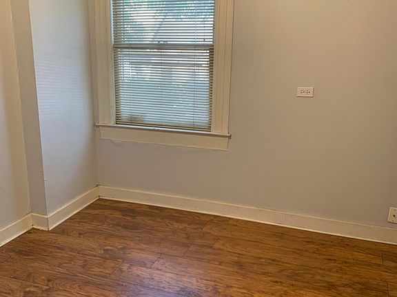 4th image of 1416 22nd St #4