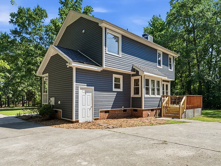 401 Redpath Dr — Photo 51
