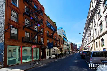 Rented by R New York