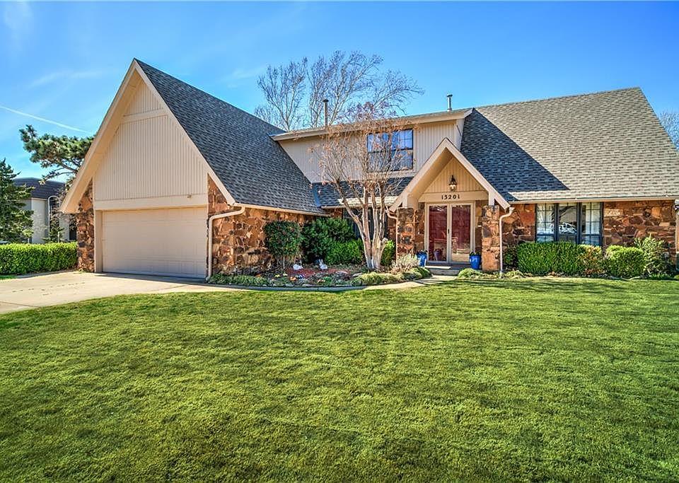 1st image of 13201 Green Valley Dr
